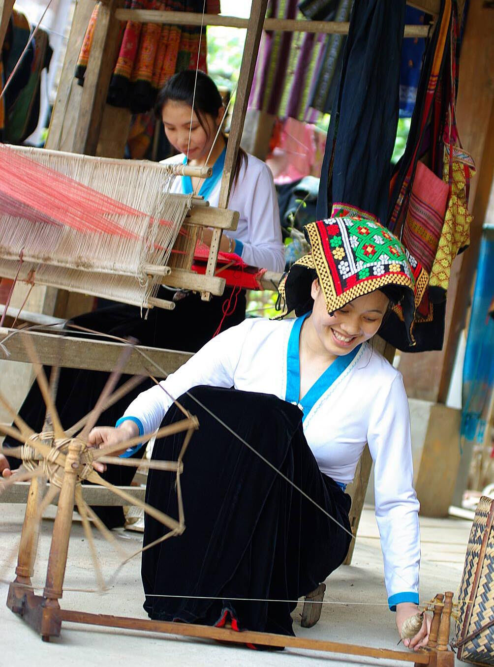 Silk Weaving at Ban Lac Mai Chau (White Thai Ethnic women)